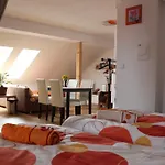 Orange Loft * Kájov