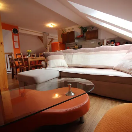 Orange Loft Apartamento *
