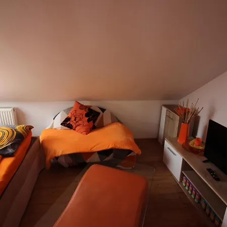 Appartement Orange Loft Kájov