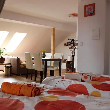 Orange Loft * Kájov
