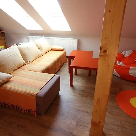 Orange Loft Lejlighed