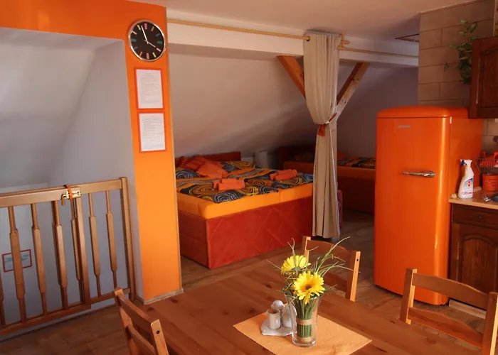 Orange Loft Διαμέρισμα Kájov