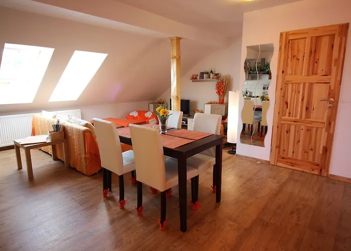 Orange Loft Apartment