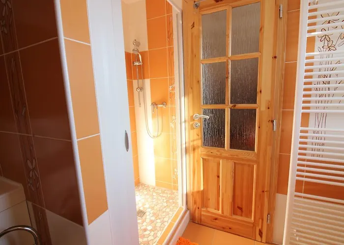 Orange Loft Apartment